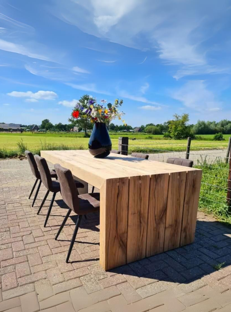 tuintafel oud eikenhout uniek