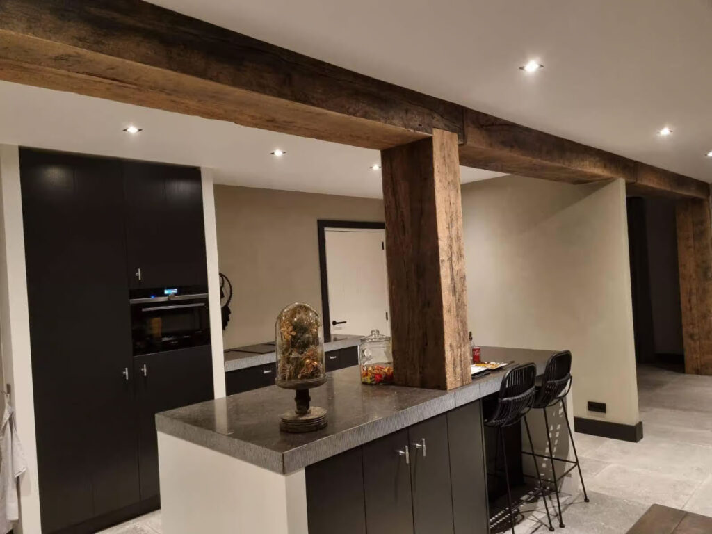 Eikenhouten draagbalk keuken
